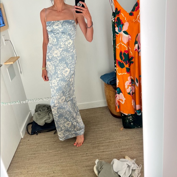 Reformation Dresses & Skirts - Reformation Frankie Silk Dress